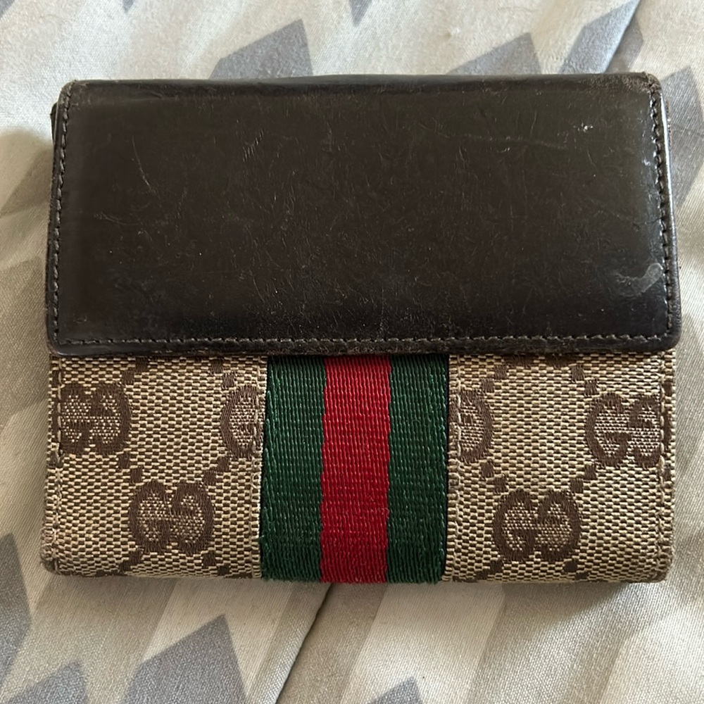 Pre-loved Gucci Bifold Wallet Authentic